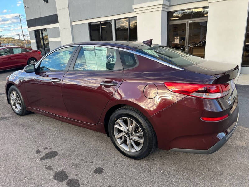 2020 Kia Optima LX