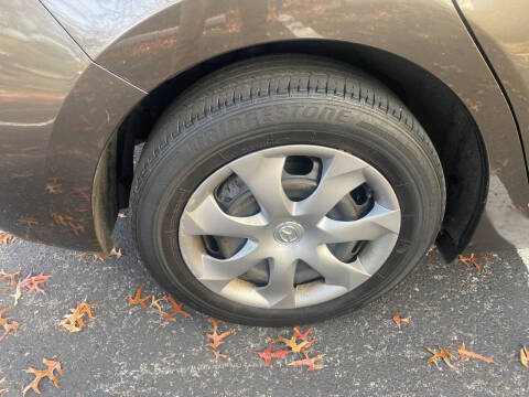 2015 Mazda MAZDA3 i SV