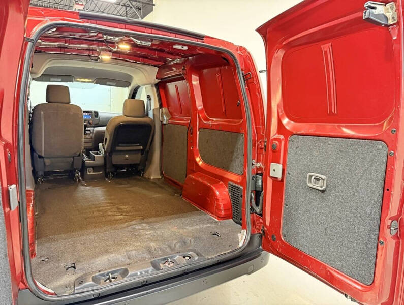 2021 Nissan NV200 SV