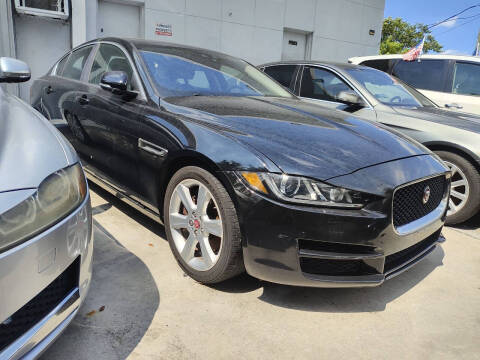 2017 Jaguar XE 25t Premium