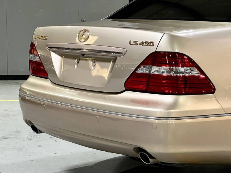 2005 Lexus LS 430