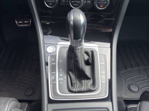 2015 Volkswagen Golf R 4Motion