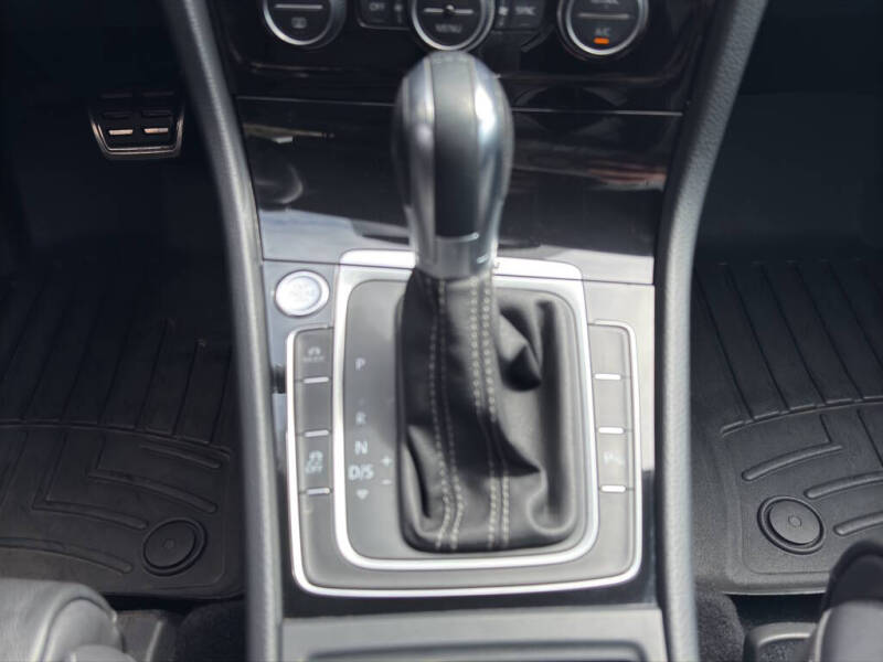 2015 Volkswagen Golf R 4Motion