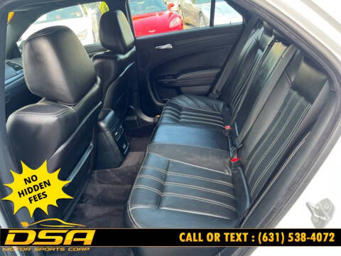 2016 Chrysler 300