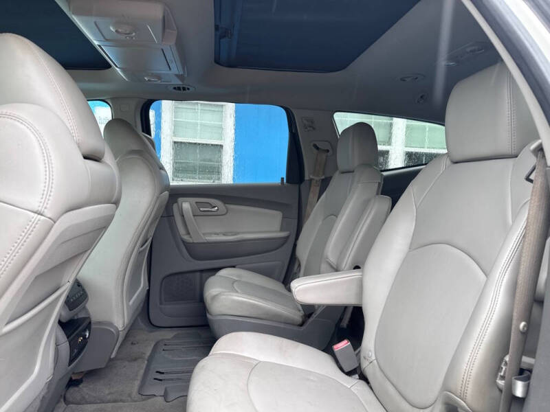 2012 Chevrolet Traverse LT