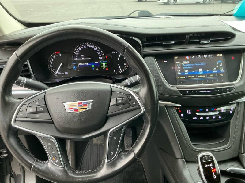2018 Cadillac XT5 Premium Luxury