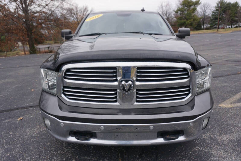 2016 RAM 1500 SLT