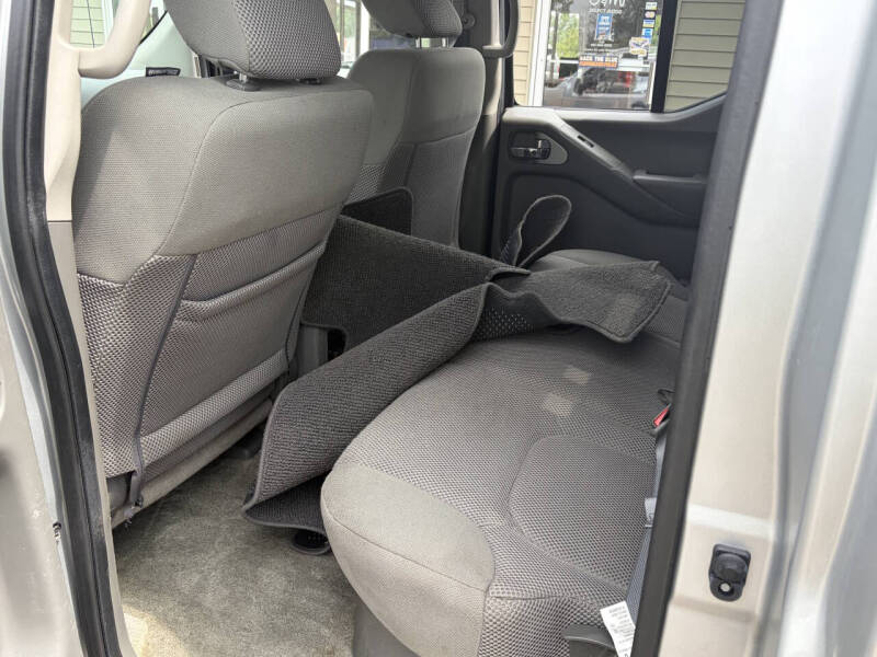 2016 Nissan Frontier SV