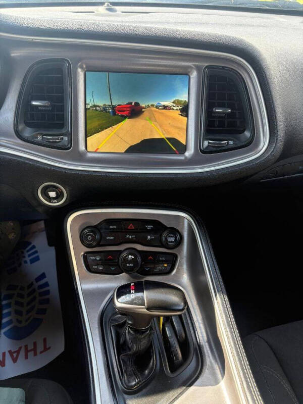 2021 Dodge Challenger SXT