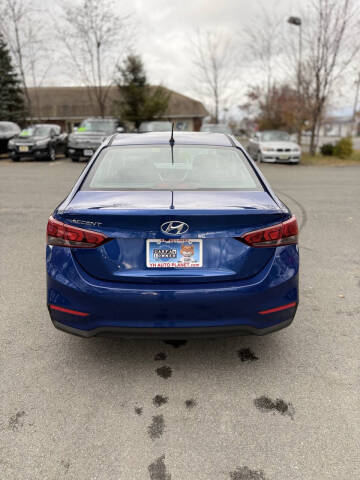 2020 Hyundai Accent SE