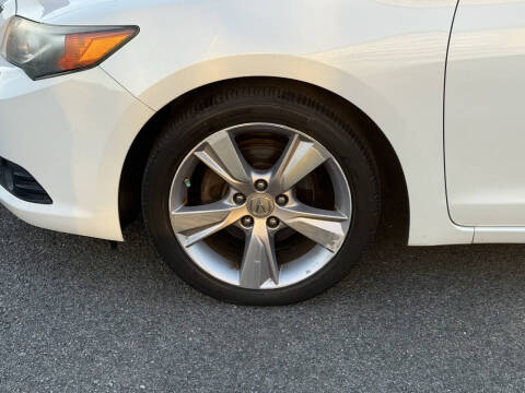 2015 Acura ILX 2.0L w/Tech