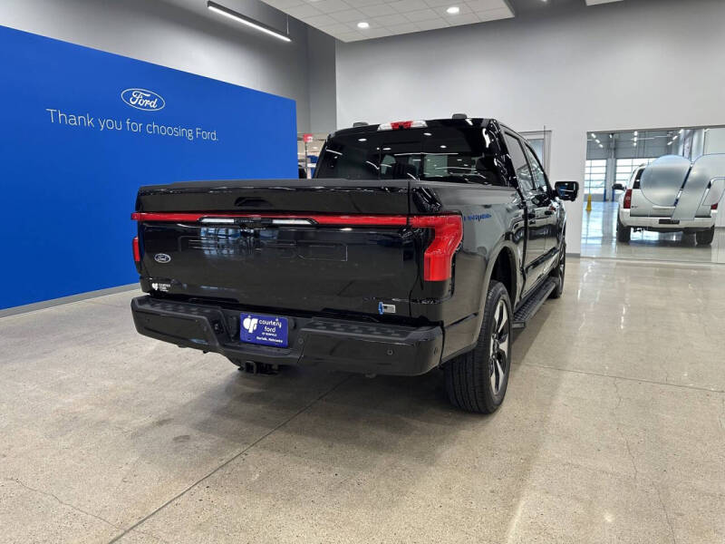 2023 Ford F-150 Lightning Platinum