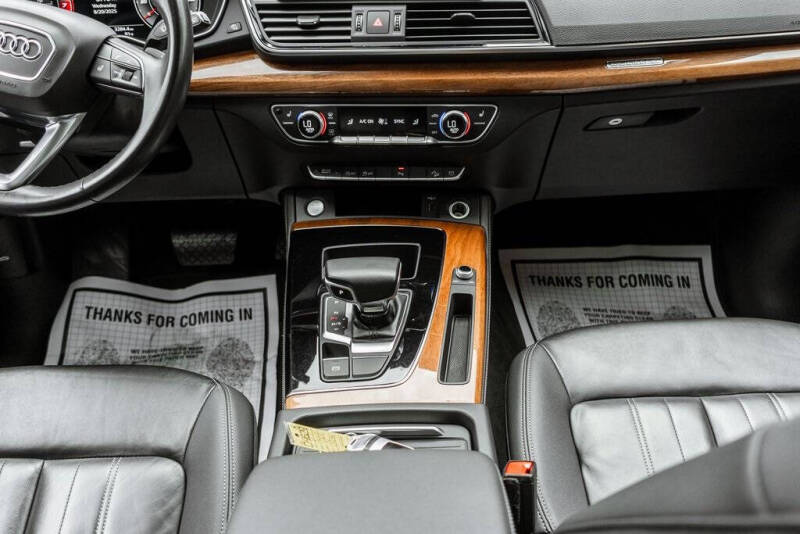 2021 Audi Q5 quattro Premium Plus 45 TFSI