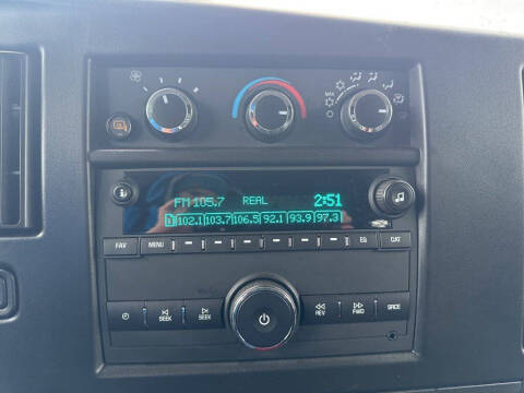 2023 Chevrolet Express 2500