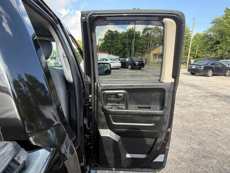 2017 RAM 1500 Express
