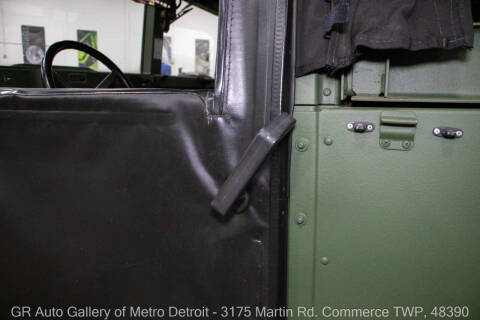 2001 AM General Hummer