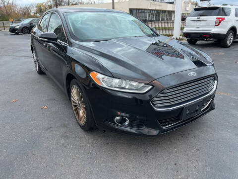 2016 Ford Fusion for sale at Summit Palace Auto in Waterford MI