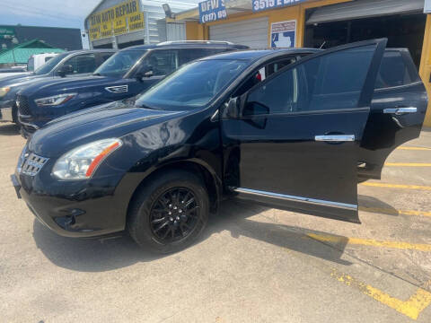 2012 Nissan Rogue S