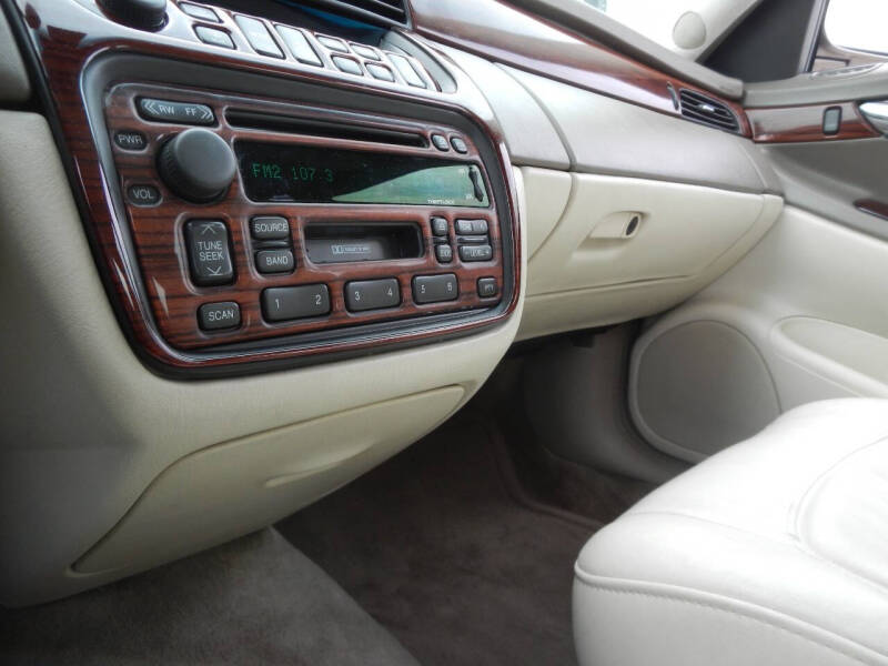 2002 Cadillac DeVille
