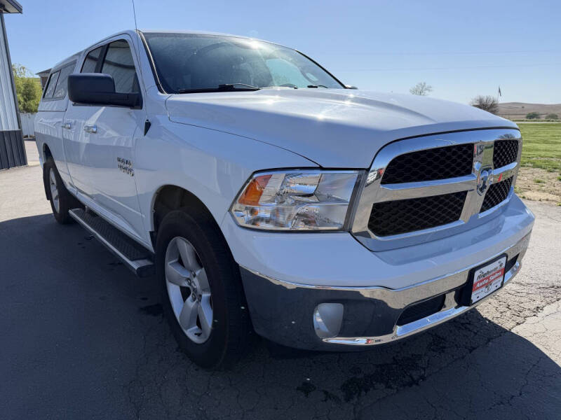 2016 RAM 1500 SLT
