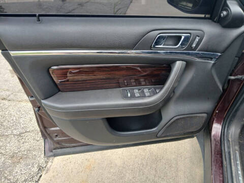 2011 Lincoln MKS