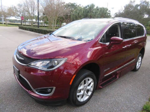 2020 Chrysler Pacifica Touring L Plus