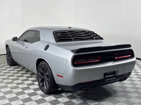 2021 Dodge Challenger SXT