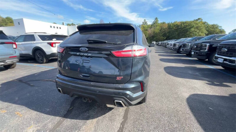 2022 Ford Edge ST