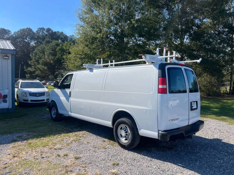 2017 Chevrolet Express 2500