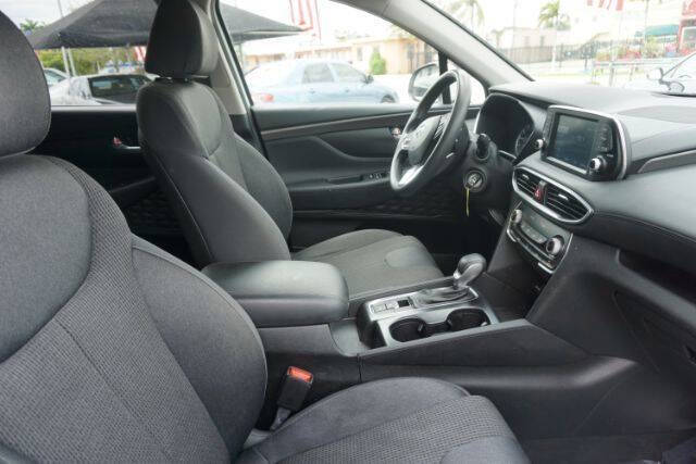 2019 Hyundai Santa Fe SE 2.4L