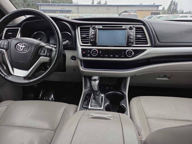 2014 Toyota Highlander XLE
