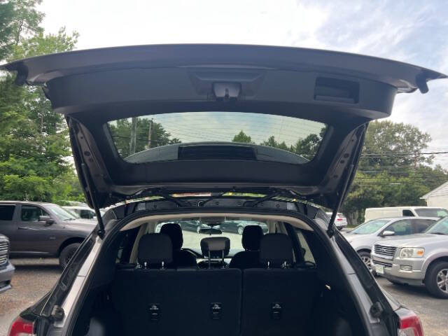 2020 Ford Escape SE