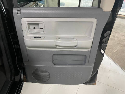 2005 Dodge Dakota SLT