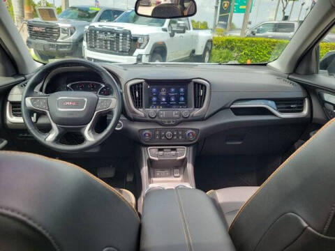 2024 GMC Terrain AT4