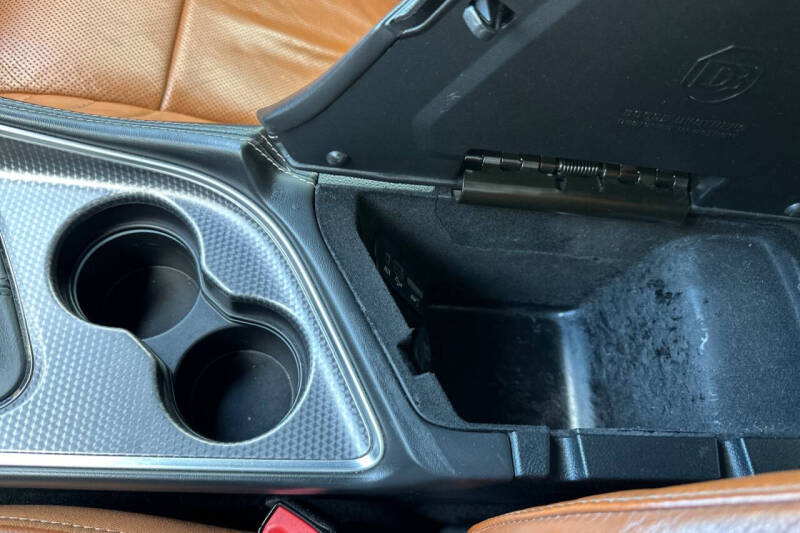 2015 Dodge Challenger SRT Hellcat