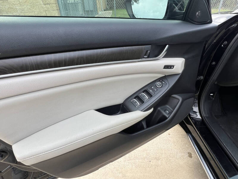 2018 Honda Accord EX-L w/Navi