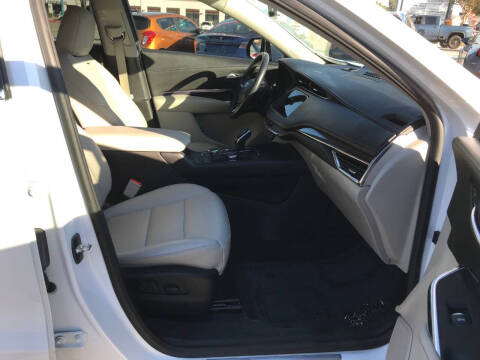 2023 Cadillac XT4 Luxury