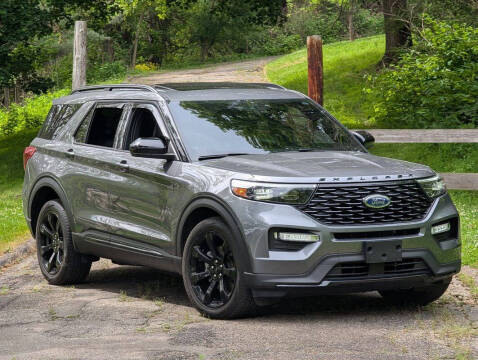 2024 Ford Explorer ST-Line