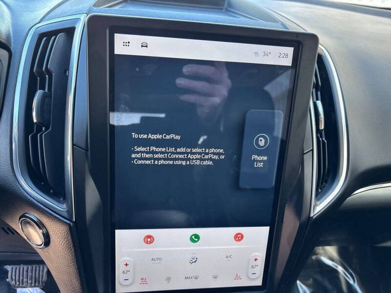 2024 Ford Edge Titanium