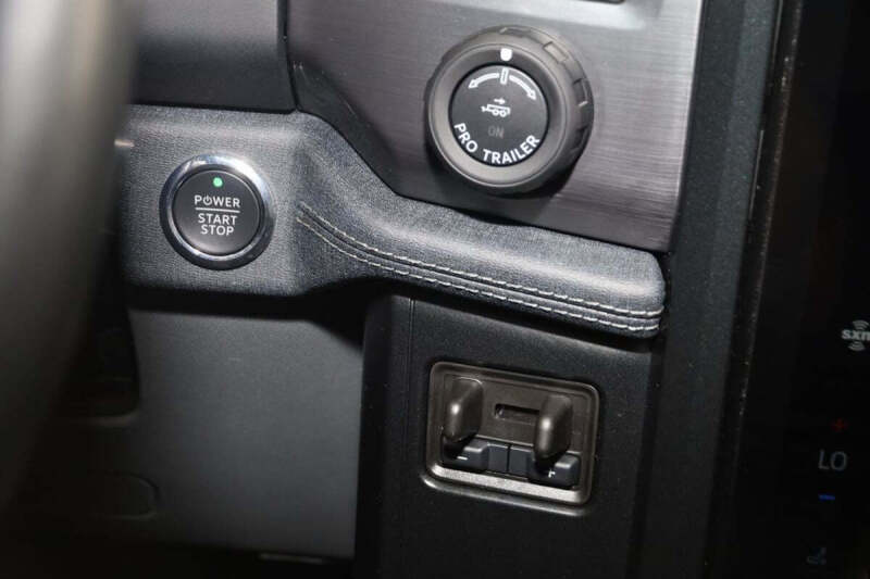 2024 Ford F-150 Lightning Flash