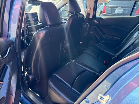 2017 Mazda MAZDA3 Touring