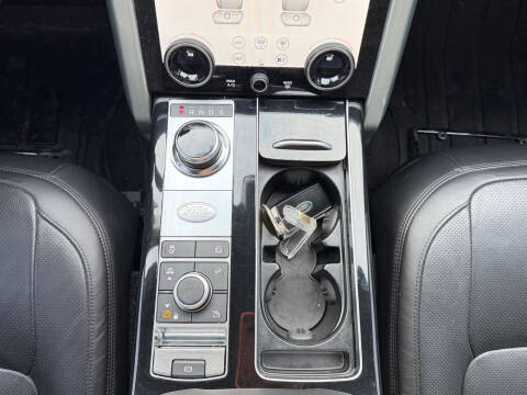 2020 Land Rover Range Rover P525 HSE