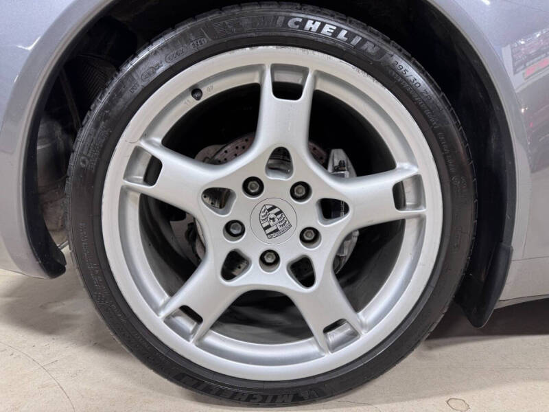 2005 Porsche 911 Carrera