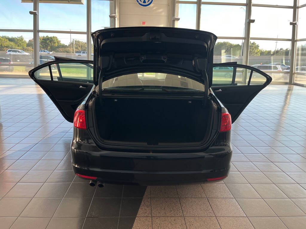 2013 Volkswagen Jetta for sale at Auto Haus Imports in Grand Prairie, TX