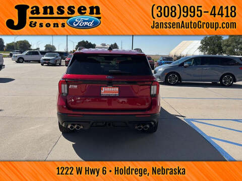 2025 Ford Explorer ST