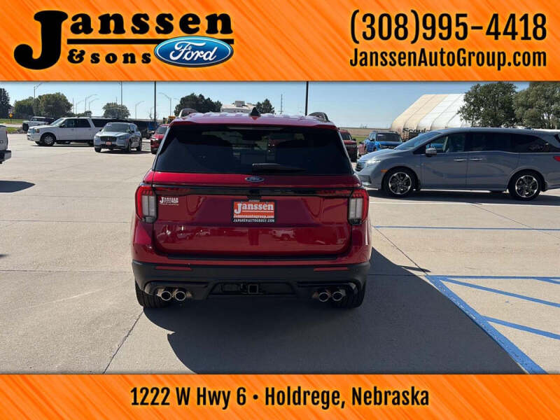 2025 Ford Explorer ST