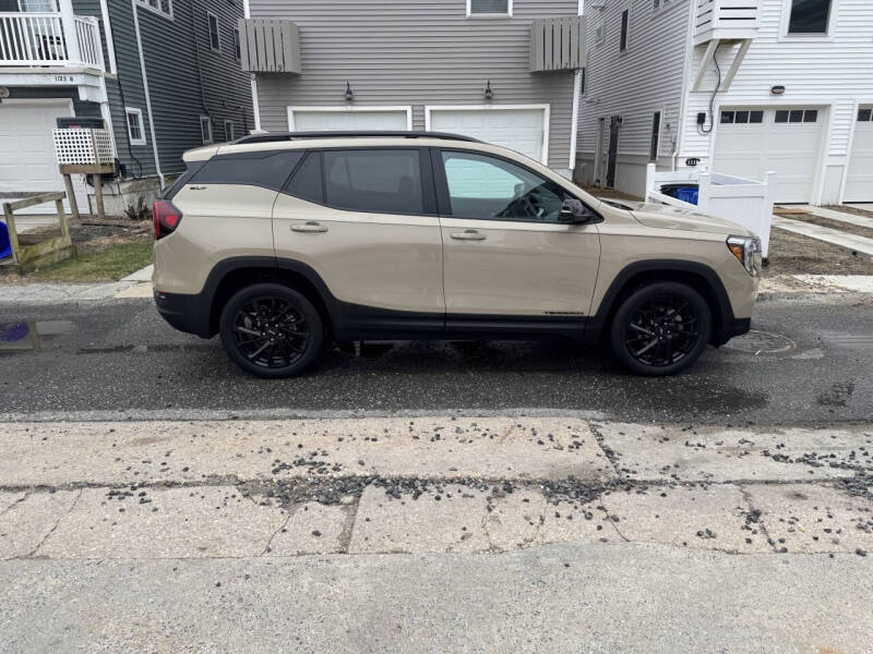 2023 GMC Terrain SLT