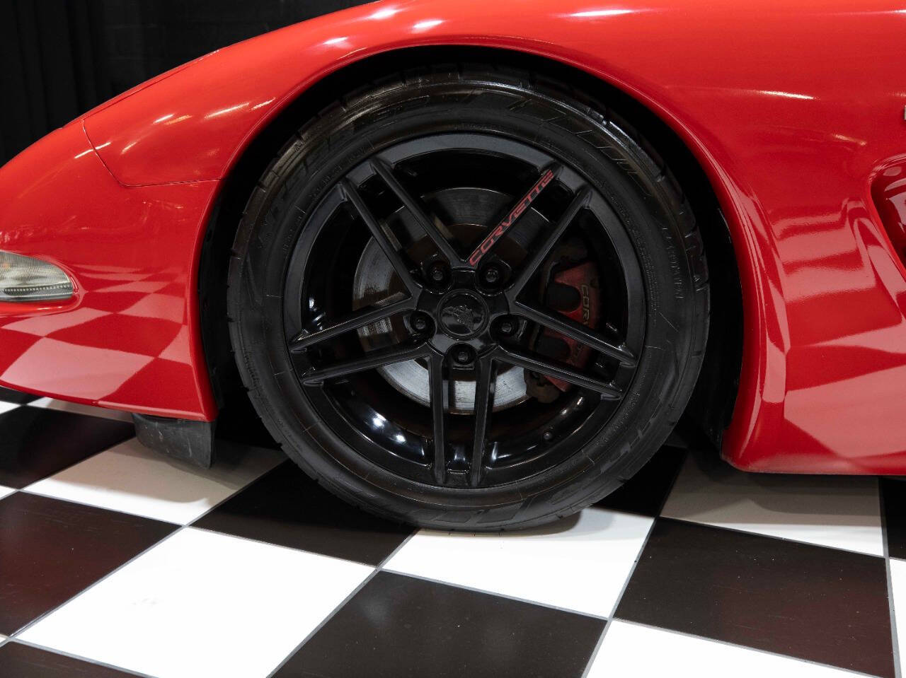 2004 Chevrolet Corvette 29