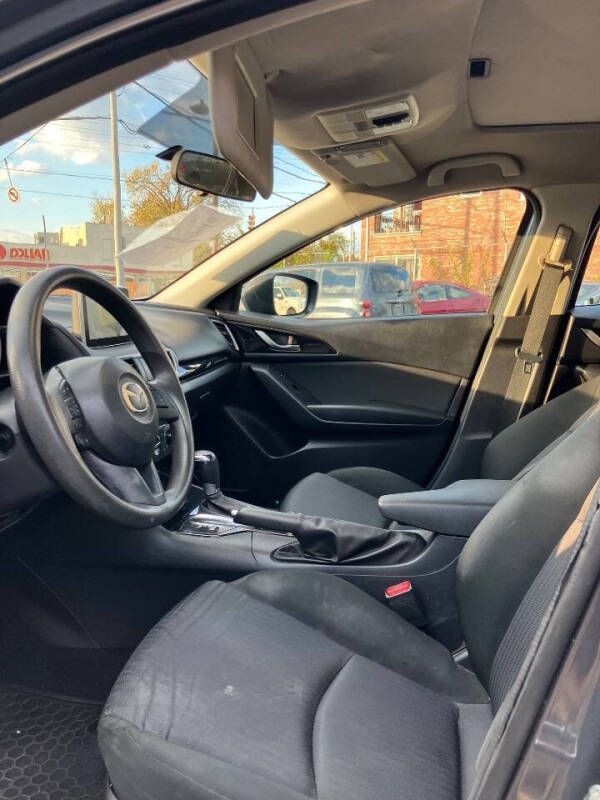 2015 Mazda MAZDA3 i Sport