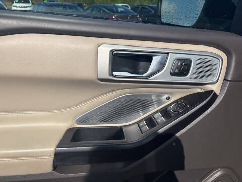 2020 Ford Explorer Platinum